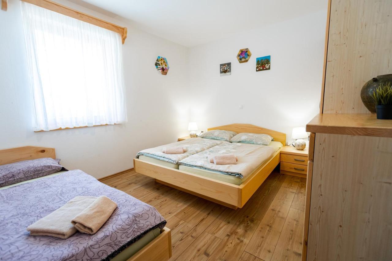 Lahinja & Kolpa River Apartments เมทลิกา ภายนอก รูปภาพ